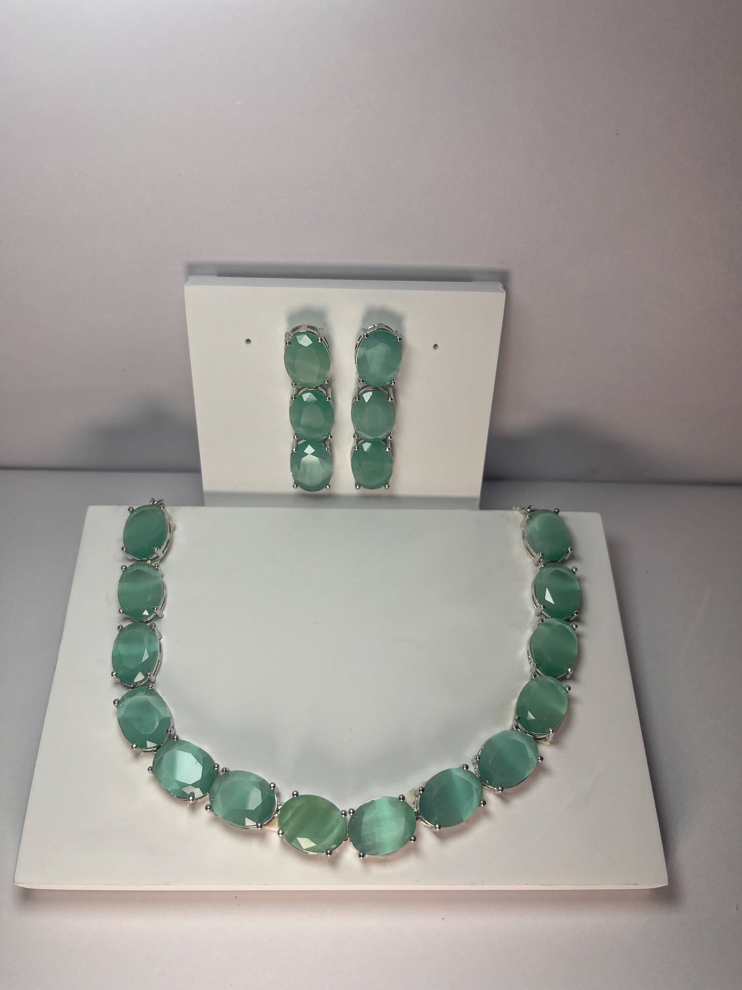Sea Green doublet stone necklace set in Silver