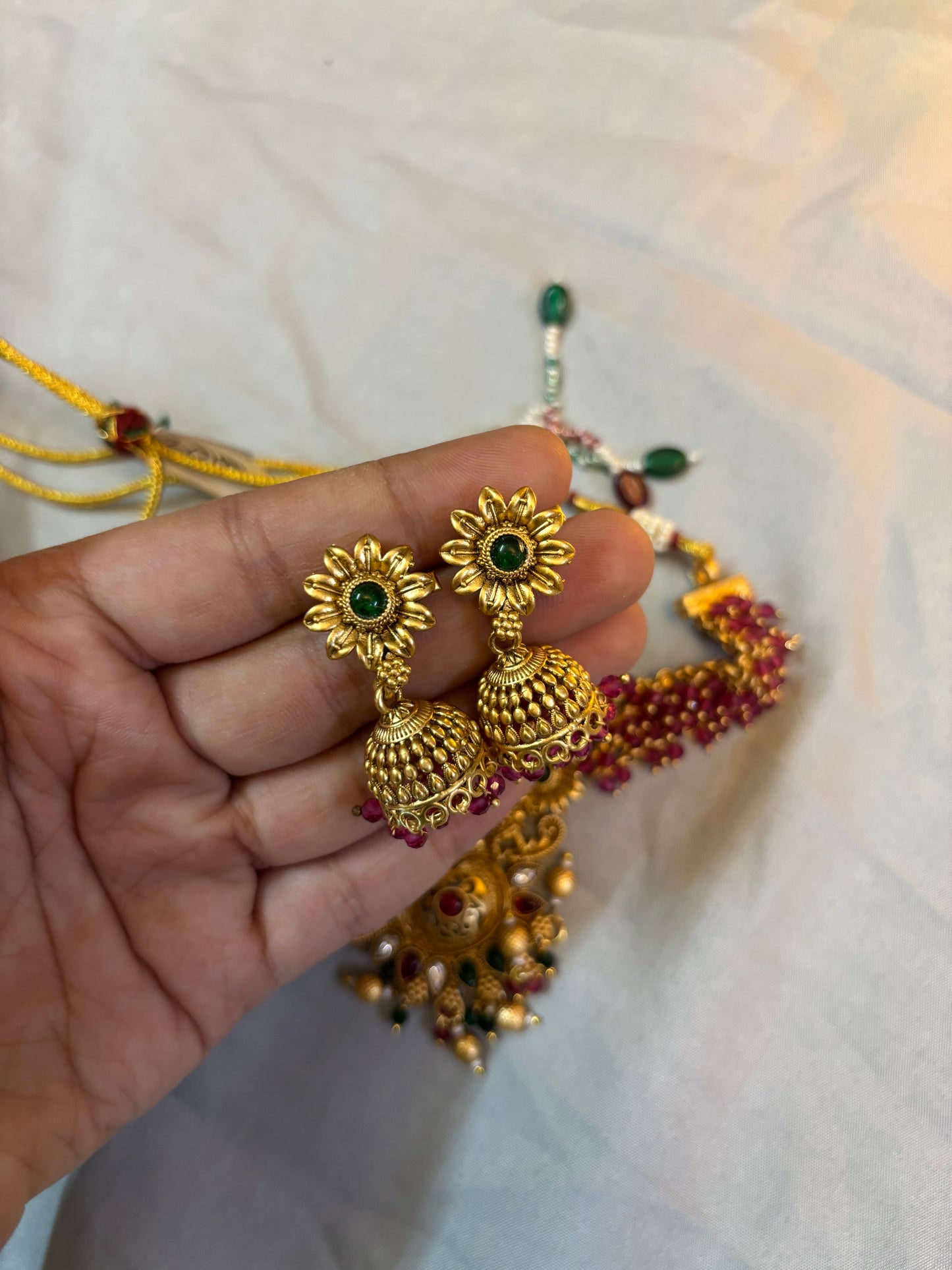 Rani in Palki Temple Choker Set