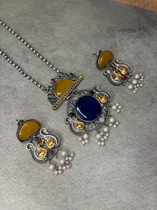 Silver Replica - Blue and Yellow contrast Necklace set