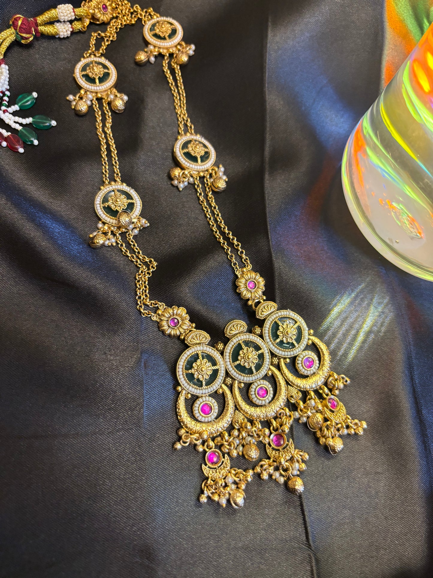 Antique Emerald Meenakari Kundan Set